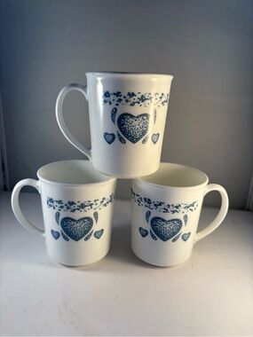 Vintage Corelle Corning Blue Hearts Coffee Mugs Cups Lot of 3 Spongeware USA